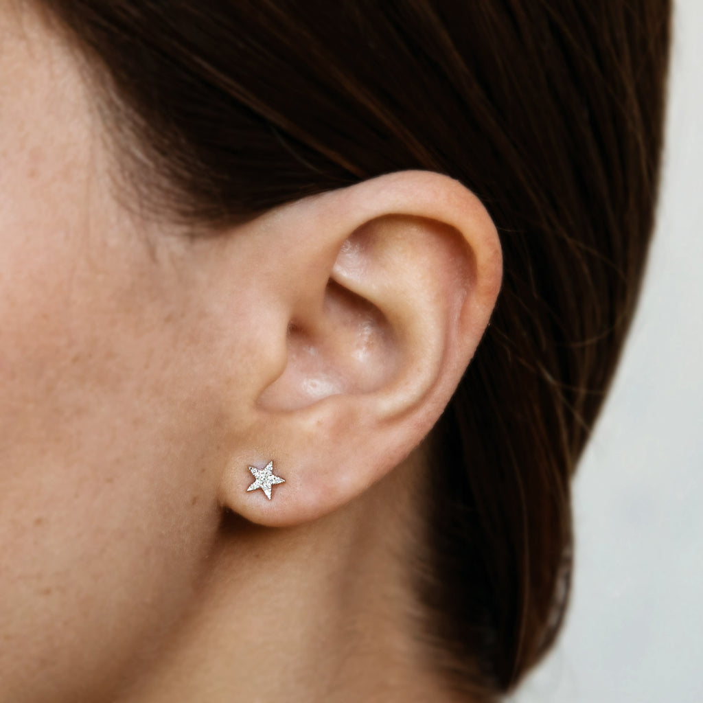14k yellow gold diamond bitty star studs