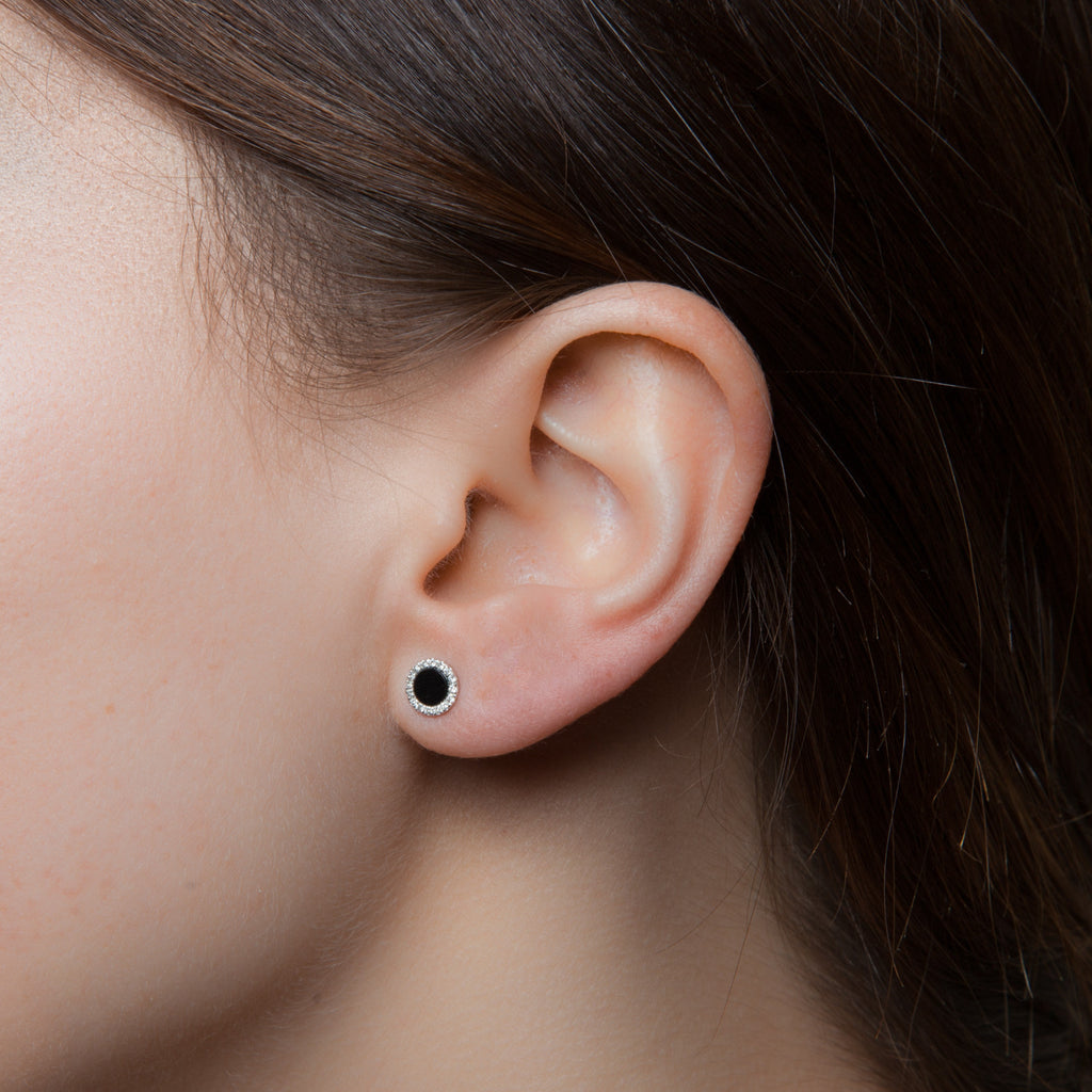 14k gold black onyx and diamond circle posts
